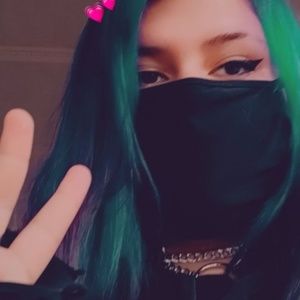 Meet your Posher, Angelique